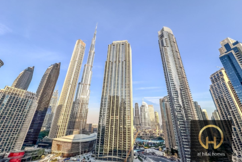 Elegant 3BR  with Panoramic Burj Khalifa View-2