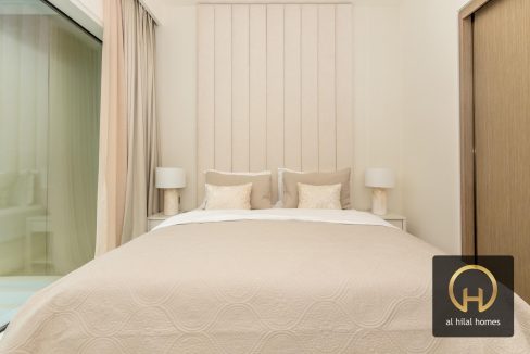 Luxury 1BR Furnished | Sea View | Grand View-5