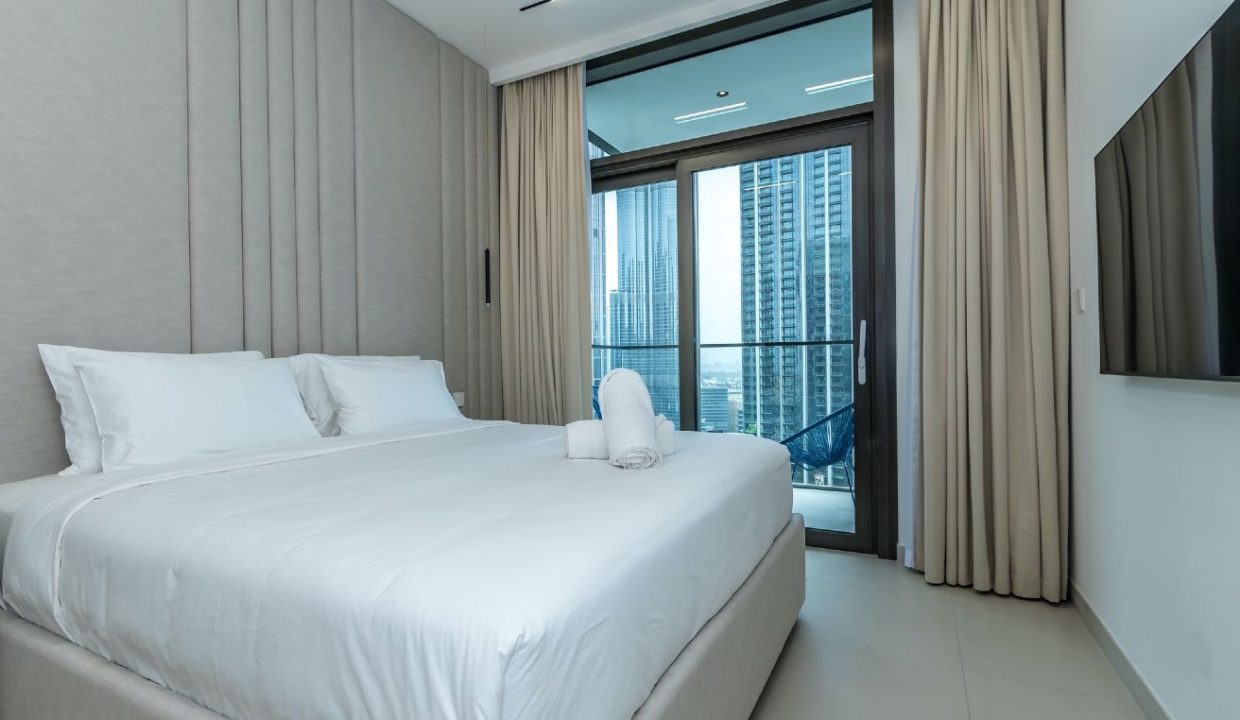 Luxury 3BR + Maid | Fully Furnished | Burj crown-18