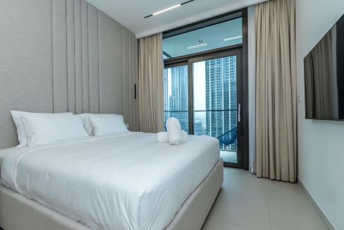Luxury 3BR + Maid | Fully Furnished | Burj crown-18