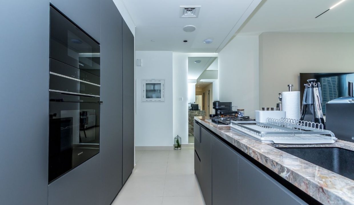 Luxury 3BR + Maid | Fully Furnished | Burj crown-9