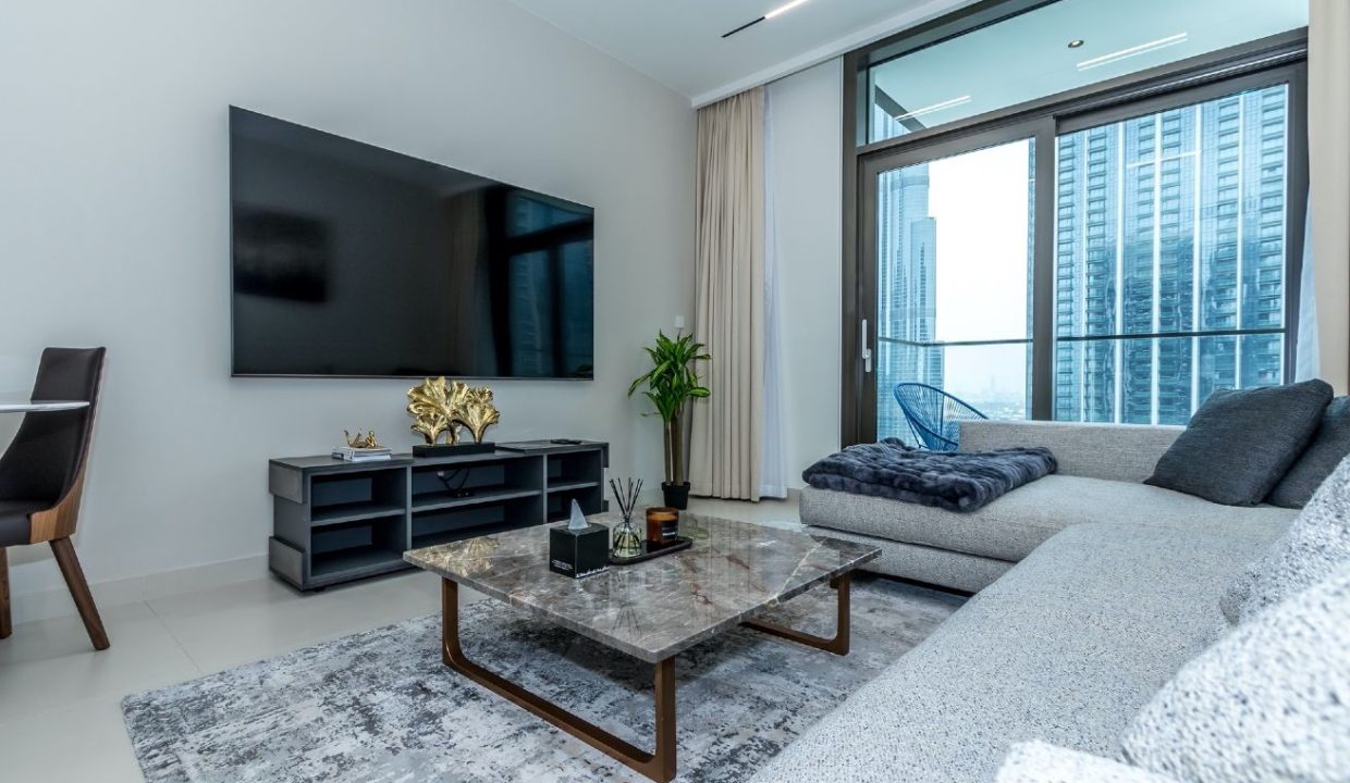 Luxury 3BR + Maid | Fully Furnished | Burj crown-2