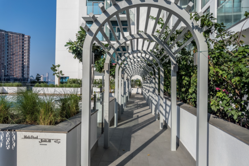 Stunning Studio in Fawad Azizi |partial Canal view-11