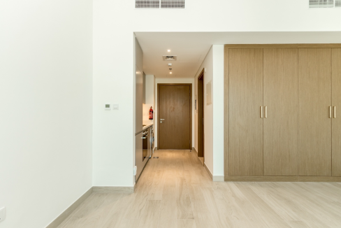 Stunning Studio in Fawad Azizi |partial Canal view-5