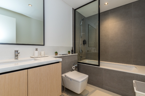 Modern Elegance | 3-Bed + Maid in Burj Crown-26