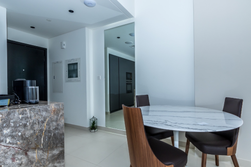 Modern Elegance | 3-Bed + Maid in Burj Crown-4