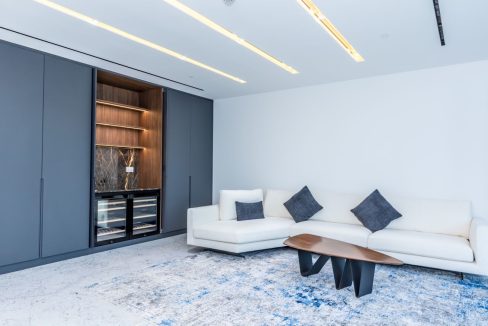 Must See Triplex Luxury Villa In Dubai Marina-20