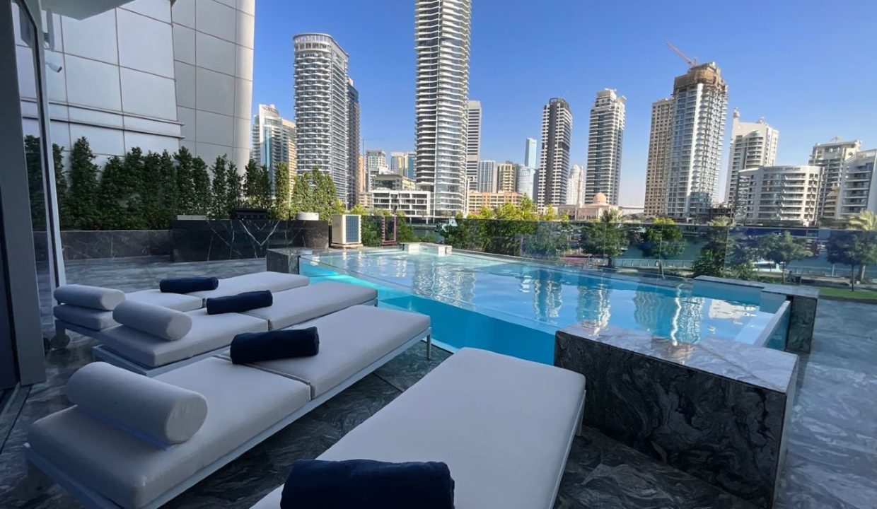 Must See Triplex Luxury Villa In Dubai Marina-23