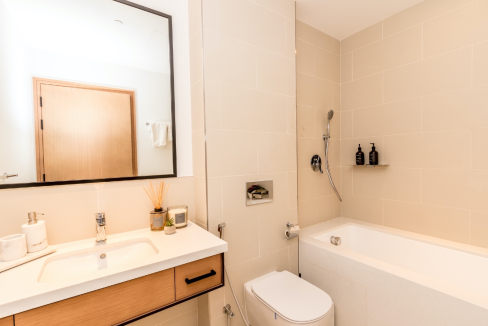 Exclusive - Luxury 1BR | Vida Dubai Marina-23