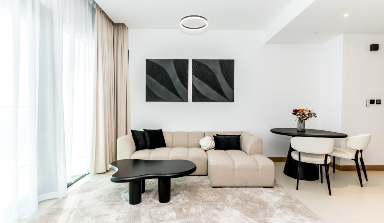 Exclusive - Luxury 1BR | Vida Dubai Marina-1