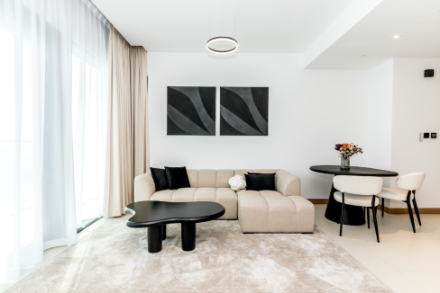 Exclusive - Luxury 1BR | Vida Dubai Marina-1