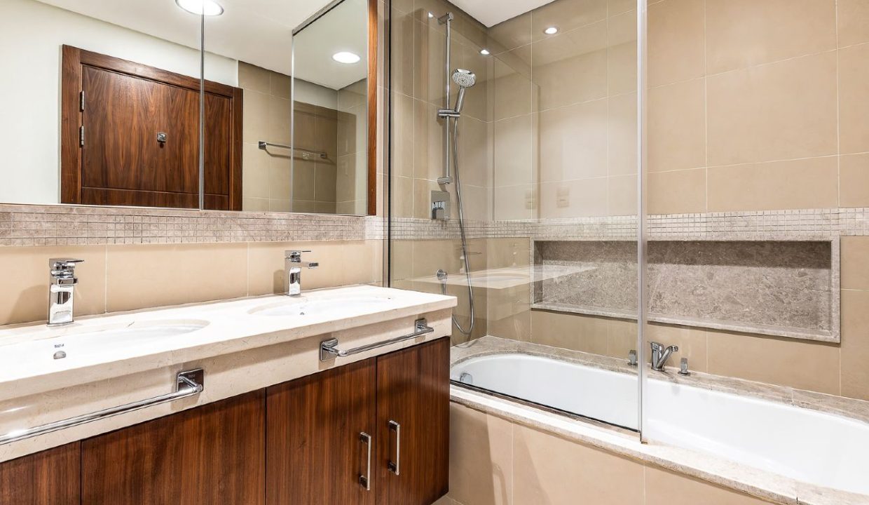 3BR + Maid | Burj Khalifa View | High Floor-15