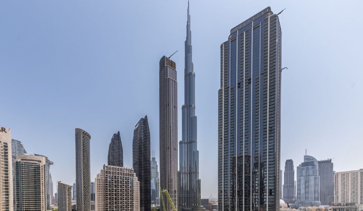3 BR Apartment for Rent at Burj Crown-19