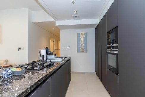 Upgraded 3 BR | Burj Khalifa View | Multiple Units-4