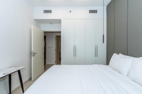 Upgraded 3 BR | Burj Khalifa View | Multiple Units-7