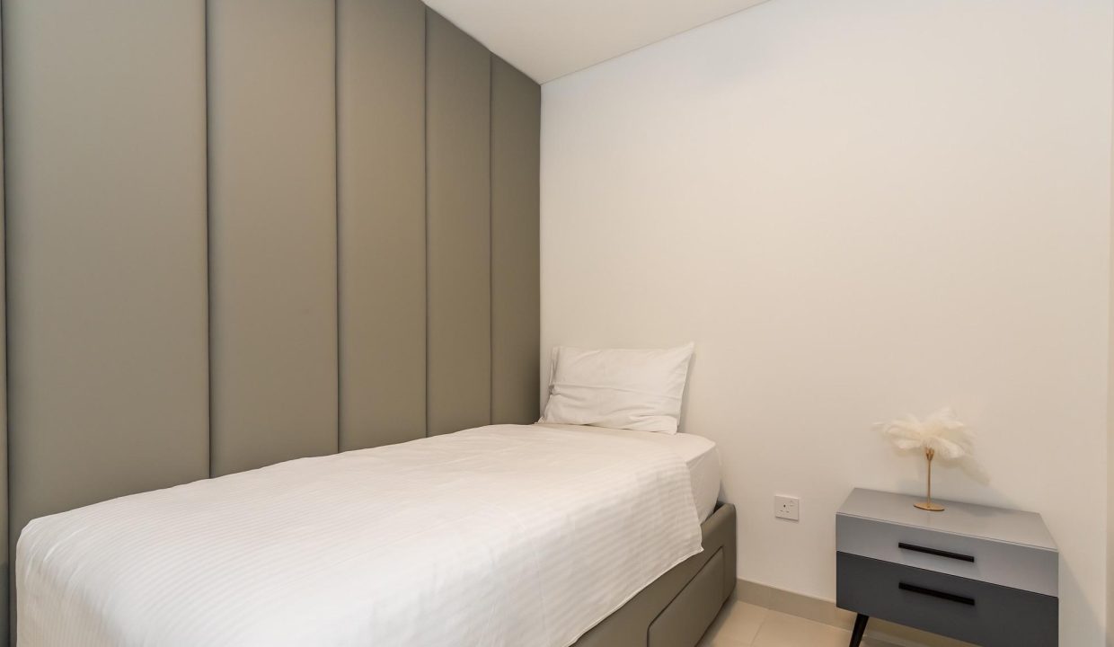 Upgraded 3 BR | Burj Khalifa View | Multiple Units-10