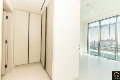 Luxurious 3BR | High Floor | Marina Skyline View-14