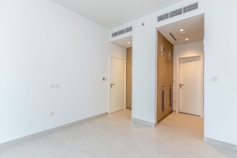 Stylish 2-Bedroom for Rent in Ellington House-11