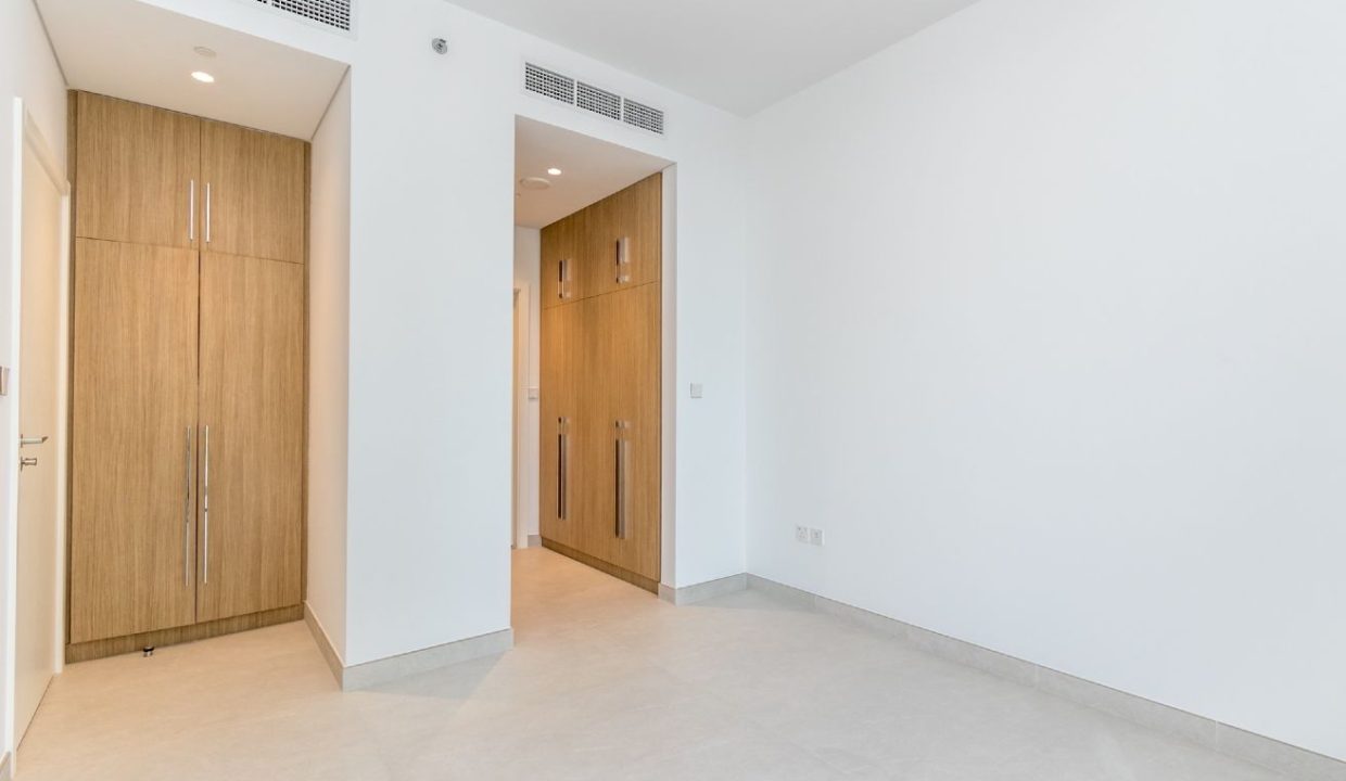 Stylish 2-Bedroom for Rent in Ellington House-12