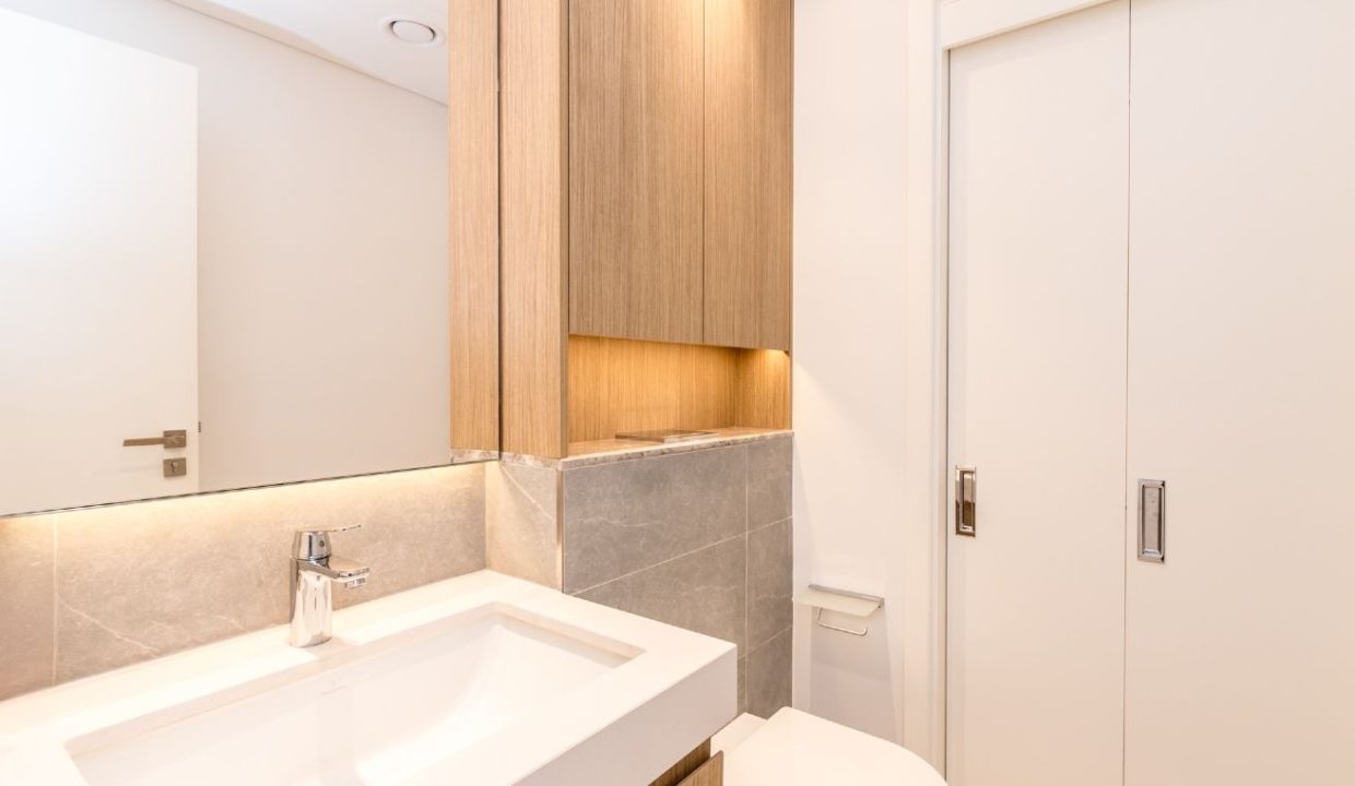Stylish 2-Bedroom for Rent in Ellington House-16