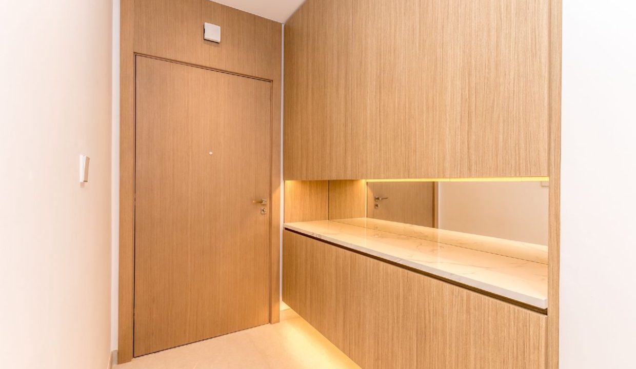 Stylish 2-Bedroom for Rent in Ellington House-3