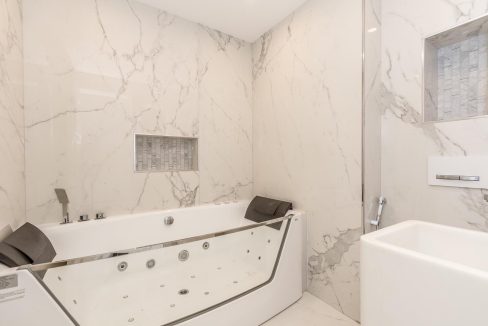 3-Bed |Full Marina View | Fully Upgraded-16