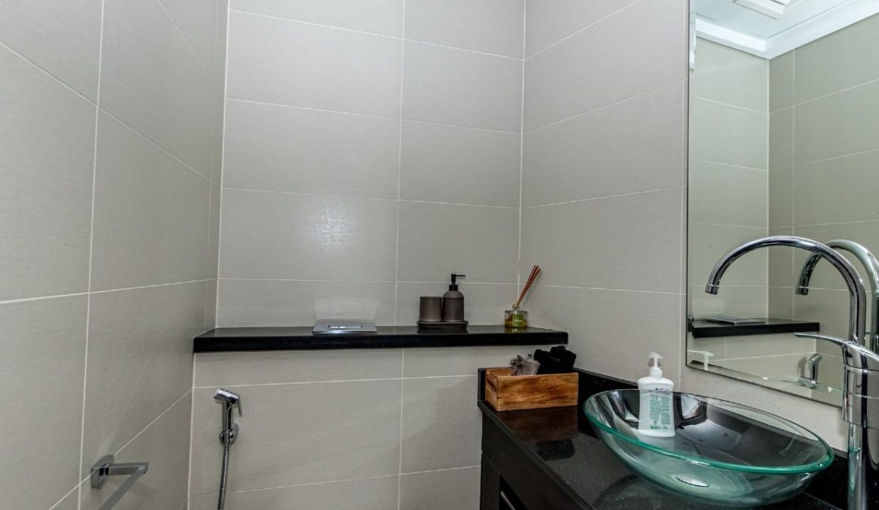 VACANT | FURNISHED | SEA VIEW-17