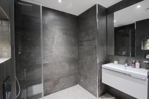 1BR with Full Marina View | Bay Central Tower-17