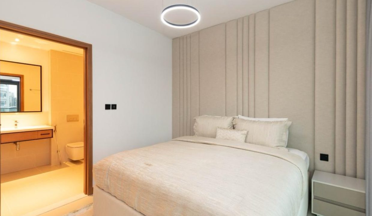 Stylish 1BR | Furnished | Prime Location | Vida-3
