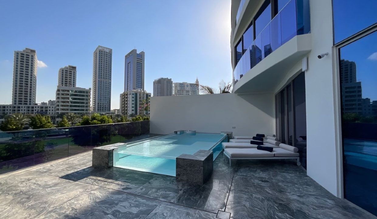 Must See Triplex Luxury Villa In Dubai Marina-22