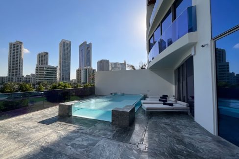Must See Triplex Luxury Villa In Dubai Marina-22