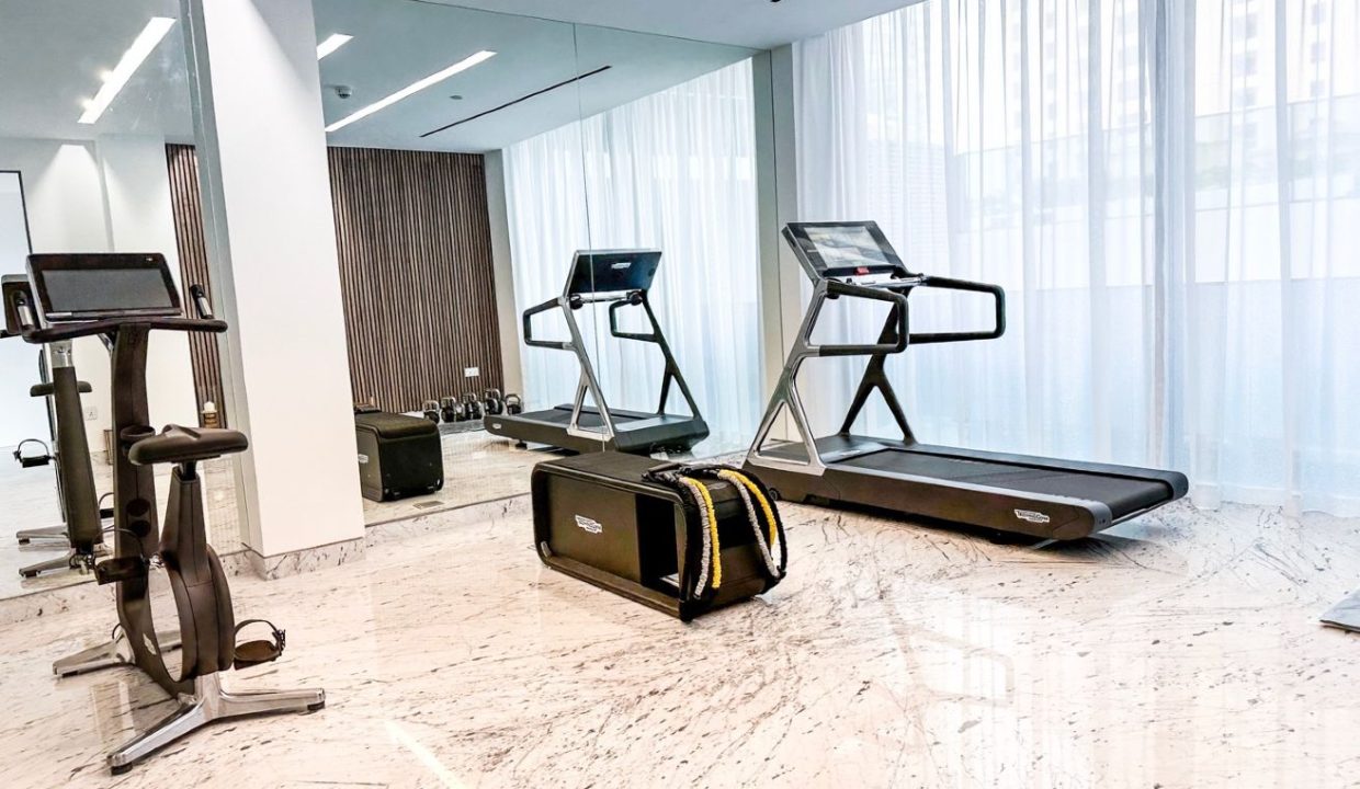 Must See Triplex Luxury Villa In Dubai Marina-24