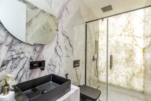 Must See Triplex Luxury Villa In Dubai Marina-29