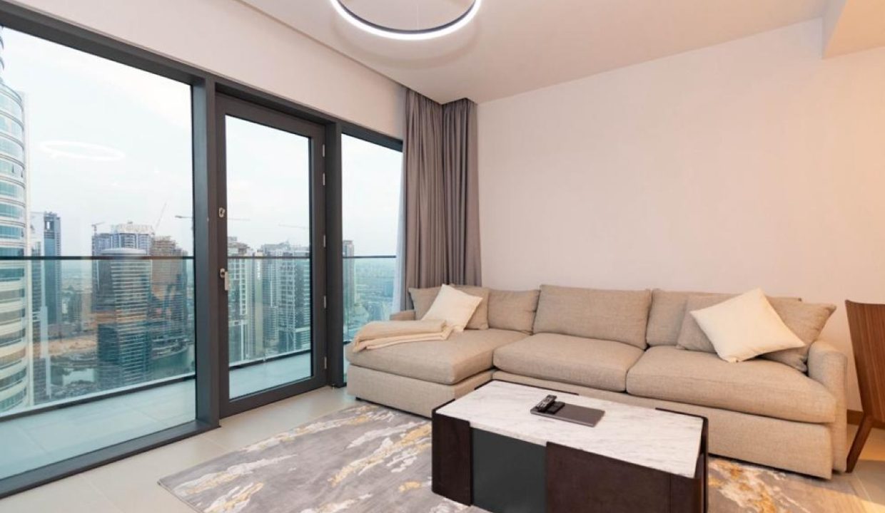 Stylish 1BR | Furnished | Prime Location | Vida-1