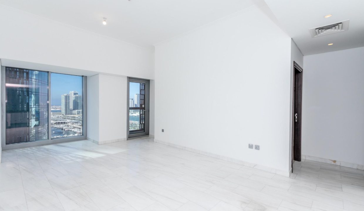 Cozy 1Bedroom  with Sea View / Cayan Tower-1