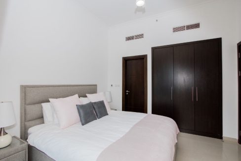 1BR with Full Marina View | Bay Central Tower-8