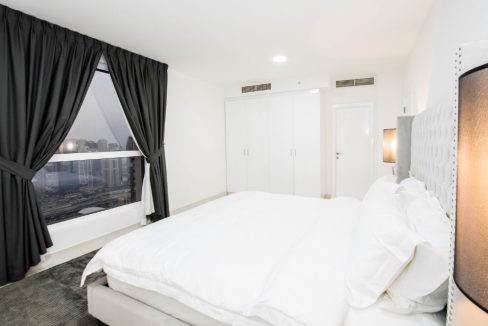 Elegant 2BR|Sea & Marina Views| Full upgraded-11