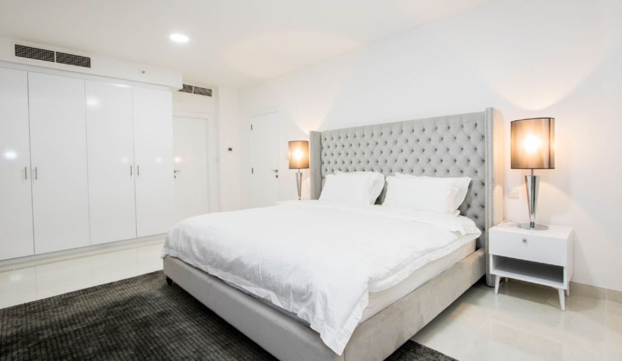 Elegant 2BR|Sea & Marina Views| Full upgraded-12