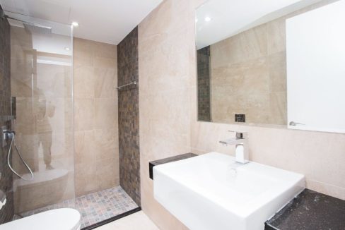 Elegant 2BR|Sea & Marina Views| Full upgraded-18
