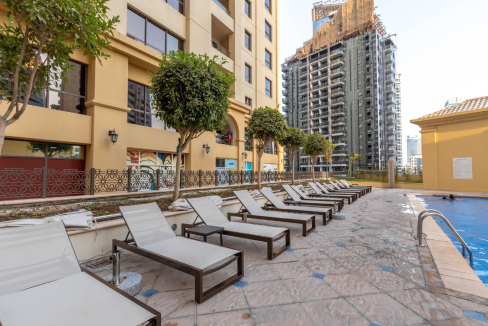 Large 1 Bed Apartment in Shams include the bills-19