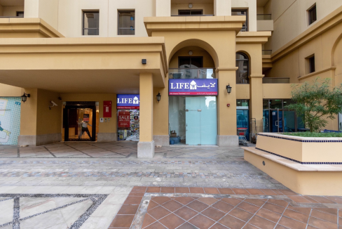 Large 1 Bed Apartment in Shams include the bills-23