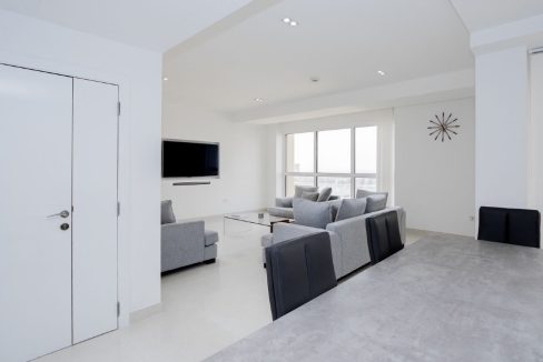 Elegant 2BR|Sea & Marina Views| Full upgraded-5