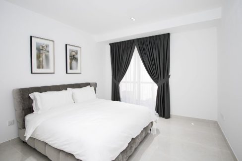 Elegant 2BR|Sea & Marina Views| Full upgraded-9