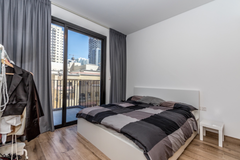 Brand New |1BR With Study Room | Park View-2