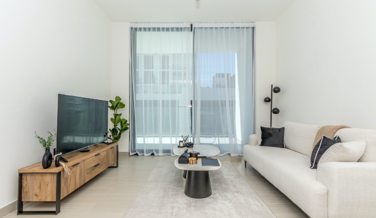 Stunning 1-Bedroom Apartment in Binghatti-3