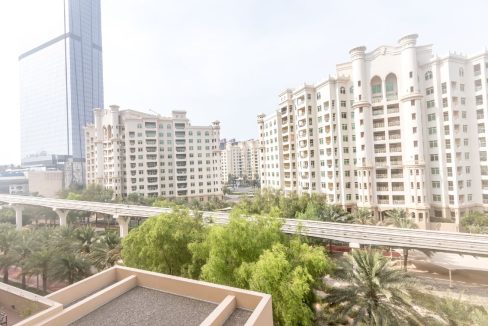 Luxury   3BR Fully Upgraded & Furnished-17