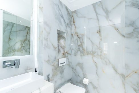 Luxury   3BR Fully Upgraded & Furnished-20