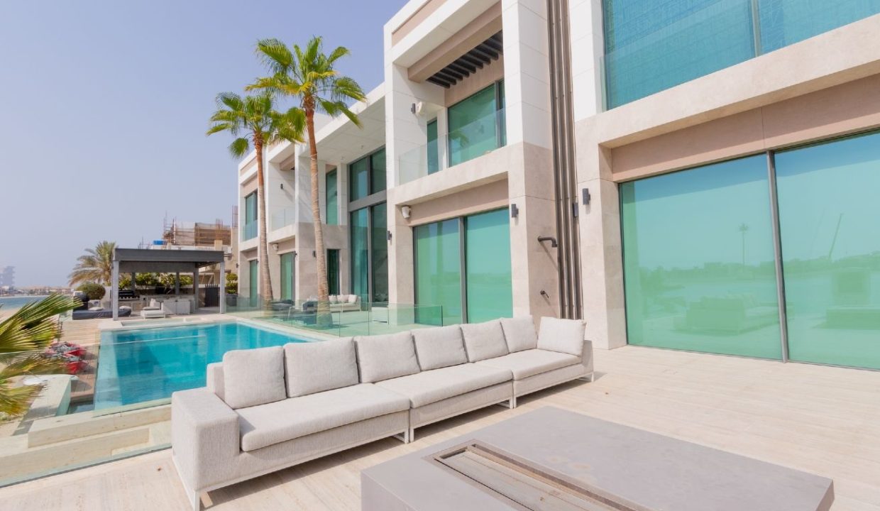 Ultra-Luxury 6BR Villa | Private Beach and Pool-29