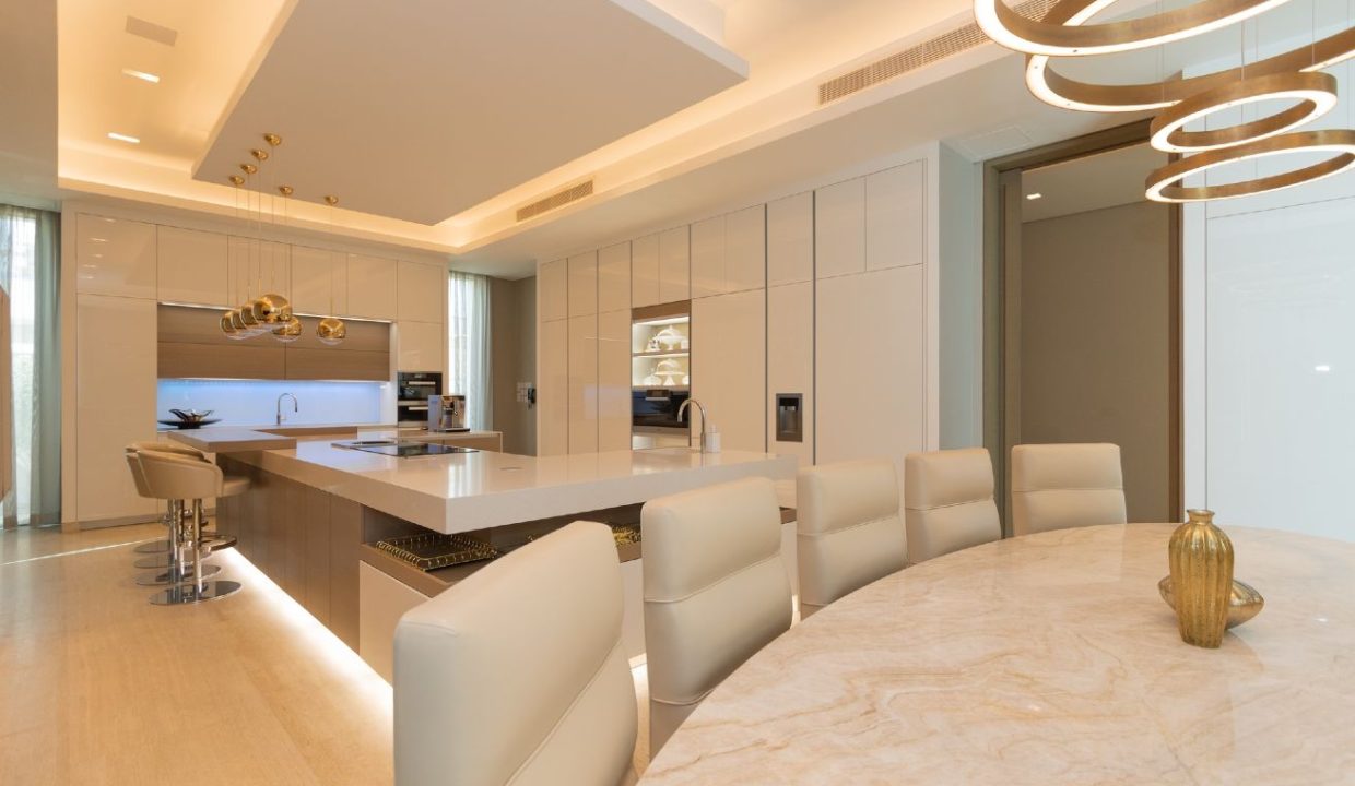 Ultra-Luxury 6BR Villa | Private Beach and Pool-9