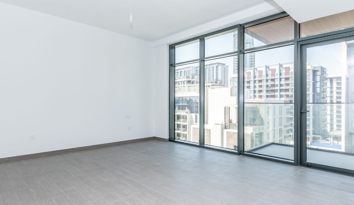 Live Modern | Stunning 2BR in Kensington Waters-2